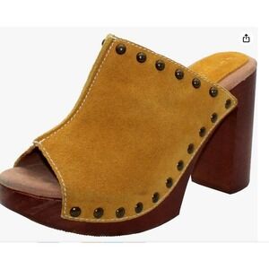 NEW‎ Sbicca Gold Wood Platform Leather Upper Studded Clog Heel Mules Size 10